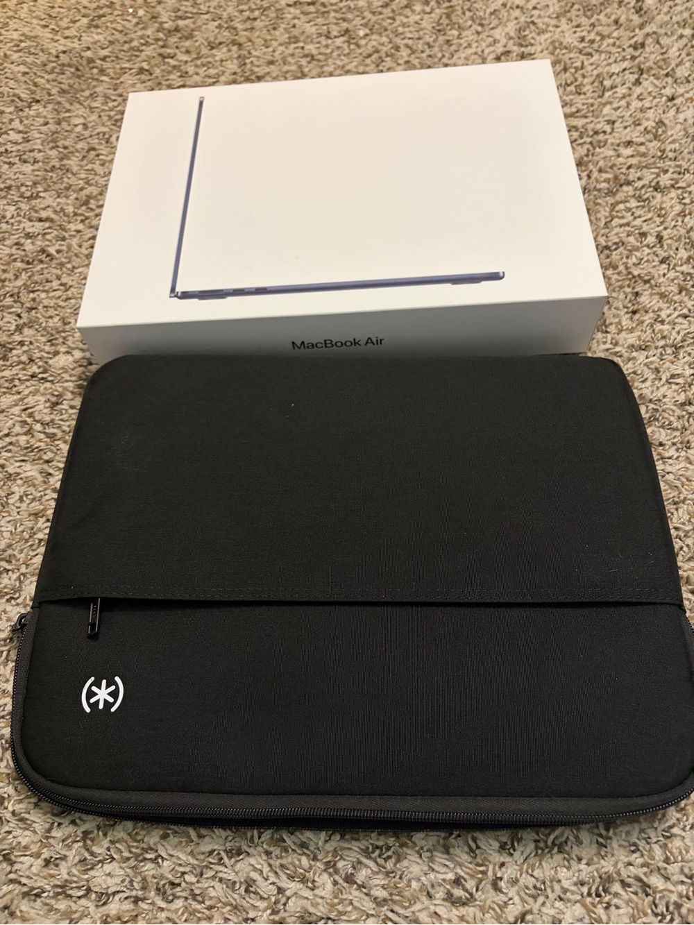 2025 Apple MacBook Air 13" M4 10C GPU 4.5GHz 16GB RAM 256GB SSD MW123LL/A Black - Picture 10 of 13